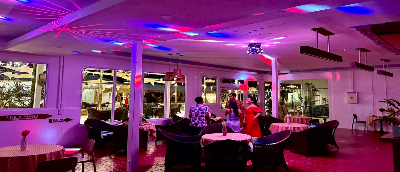 Surf Club Bugwe Cafe, Restaurant & Bar